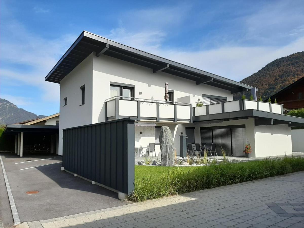 בוכן Tiroler Ferienwohnungen Haus Petra מראה חיצוני תמונה